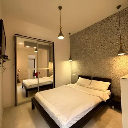 подобово в центрі міста за адресою братів рогатинців 28 Apartment Lviv