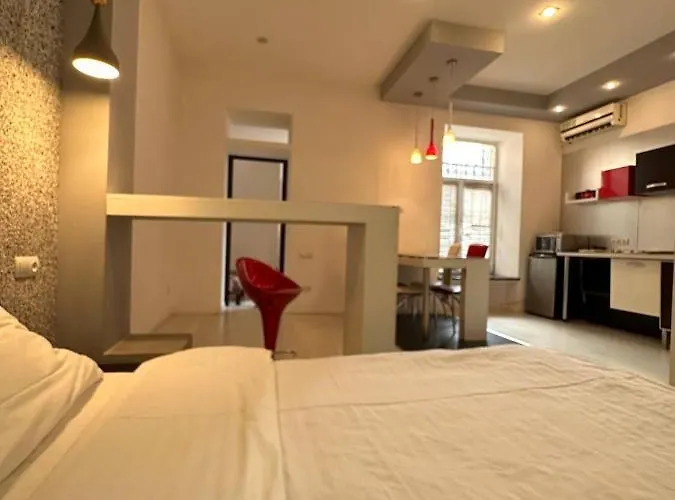 подобово в центрі міста за адресою братів рогатинців 28 Leópolis